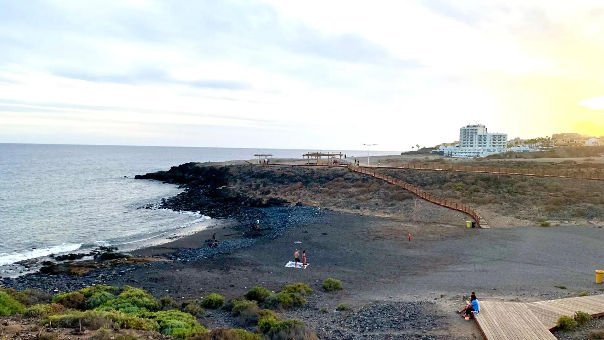 'Your Holiday Home-Los Abrigos-Tenerife' Espagne